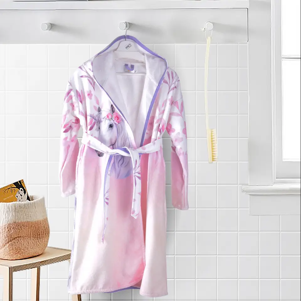 ДЕТСКИ ХАЛАТ ЗА БАНЯ DF ПЕЧАТ XL - ЕДНОРОГ - 30.63&euro;
